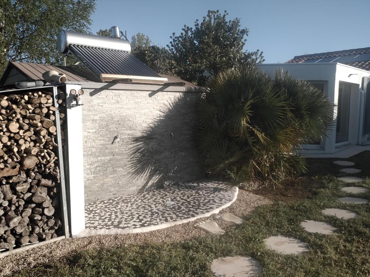 L'Eden Naturiste Spas Challans Εξωτερικό φωτογραφία
